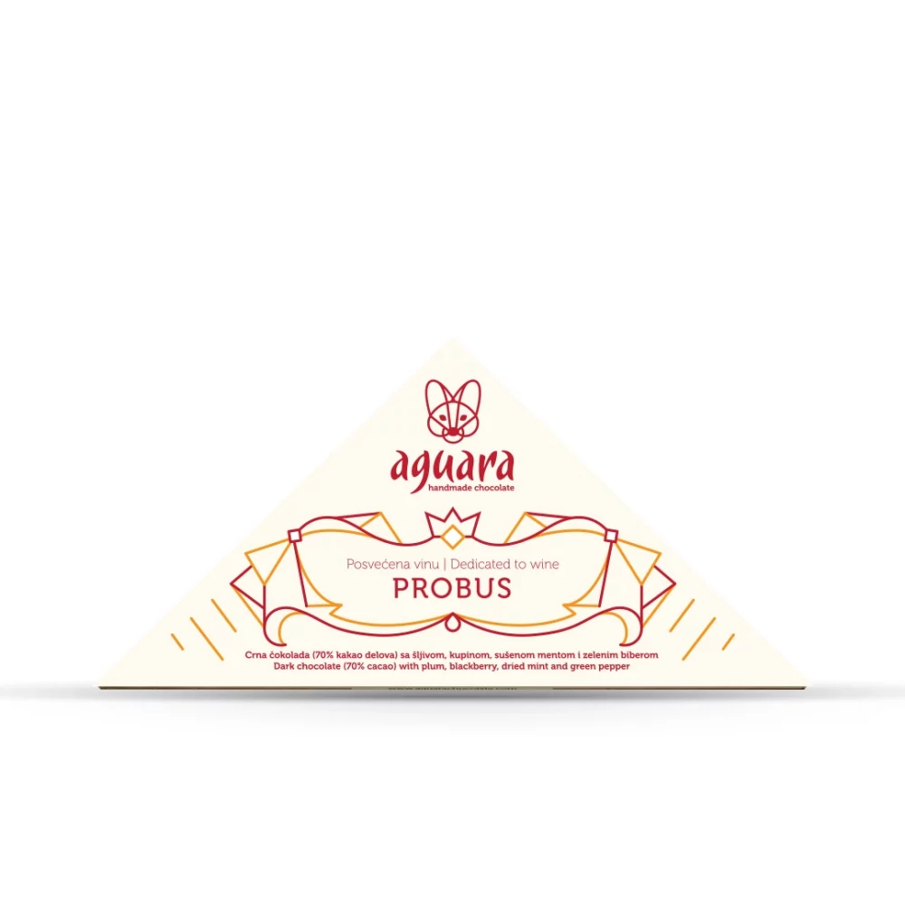 Trouglasta čokolada čokoladeposvećene vinu Probus. Na ambalaži se nalaze linijski elementi koji predstavljaju elemente srpske tradicije.