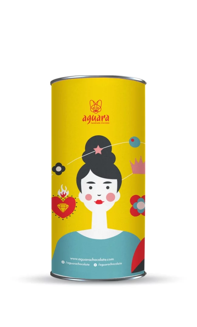 Aguara bela čokolada. Pakovanje za Osmi mart u specijalno dizajniranoj tubi.