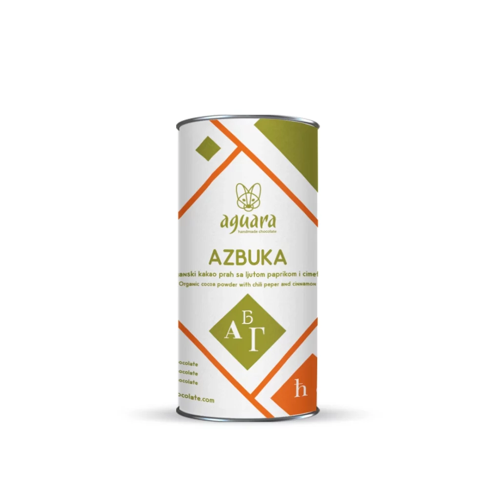 Aguara organski sirovi kakao prah „Azbuka“ sa cimetom i ljutom paprikom – bez šećera, za pripremu toplog kakao napitka, jednostavan za pripremu kod kuće, u kancelariji ili na putovanju. Savršen poklon iz Beograda.